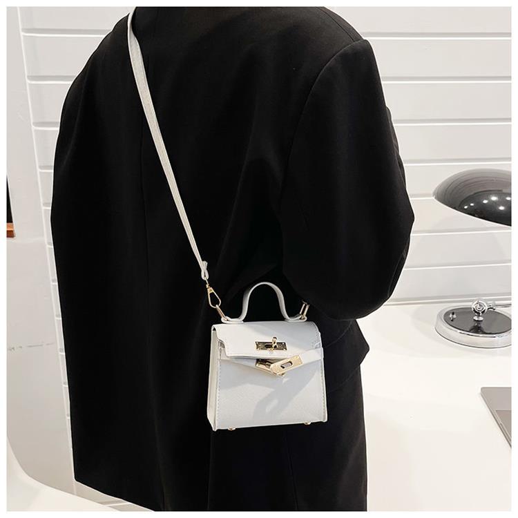 Women's Bag New Trendy Stylish Good Texture Western Style Shoulder Crossbody Satchel Mini Bag Fancy Easiest for Match Kelly Bag