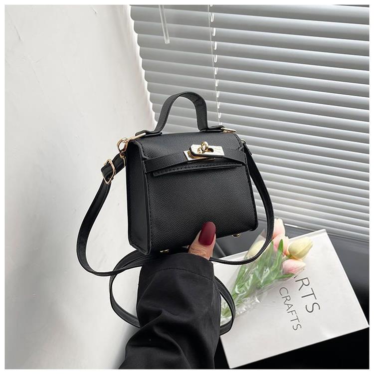 Women's Bag New Trendy Stylish Good Texture Western Style Shoulder Crossbody Satchel Mini Bag Fancy Easiest for Match Kelly Bag